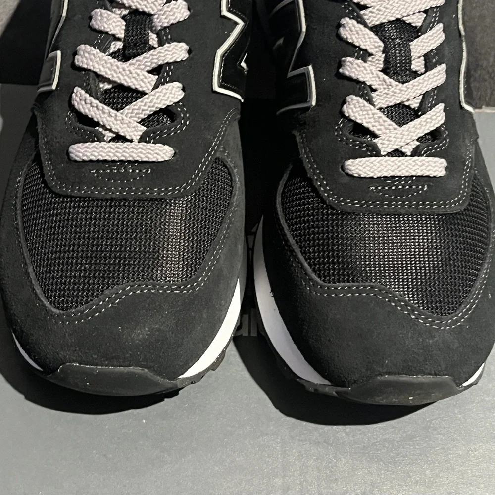 New Balance Men’s Sneaker 574 Black Size 11 US - Picture 7 of 13